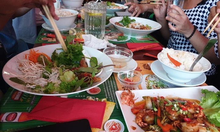 Pho Hanoi & Sushi Bar Ayhan